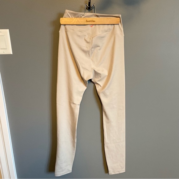 Gymshark Leggings - Picture 2 of 4